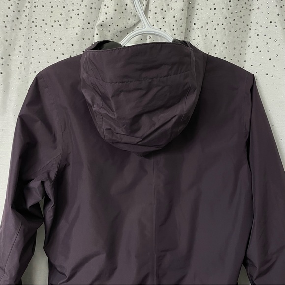 Helly Hansen coat - Picture 6 of 9